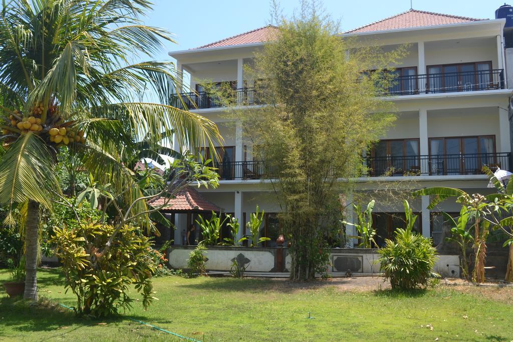 Master Homestay Amed Exteriör bild