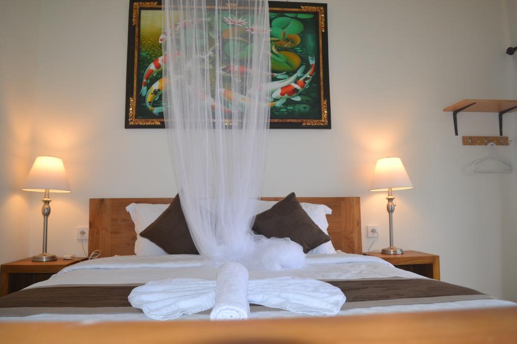 Master Homestay Amed Exteriör bild