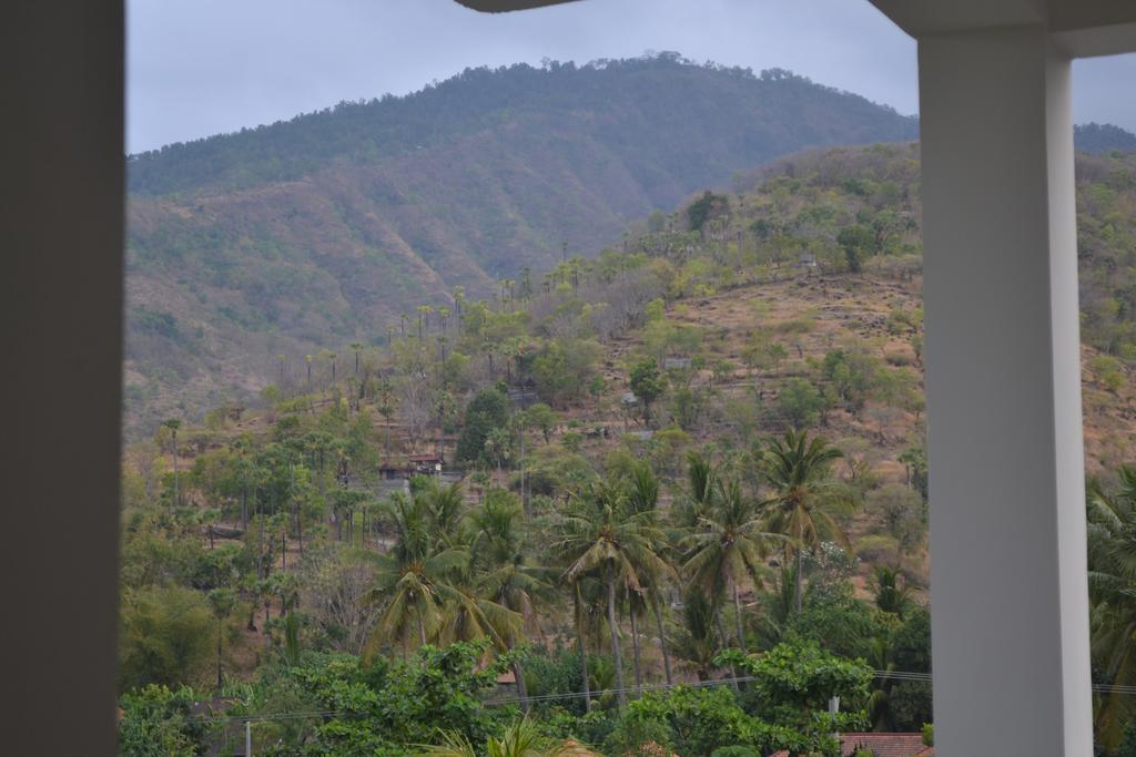 Master Homestay Amed Exteriör bild