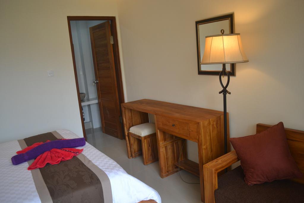 Master Homestay Amed Exteriör bild